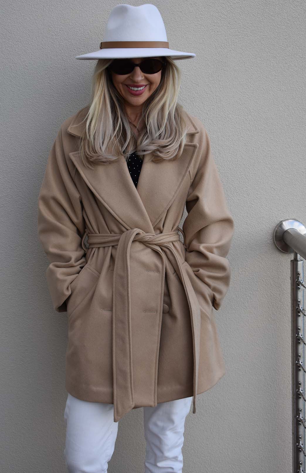 Camel Women's Merino and Cashmere Coat with Belt Tie 