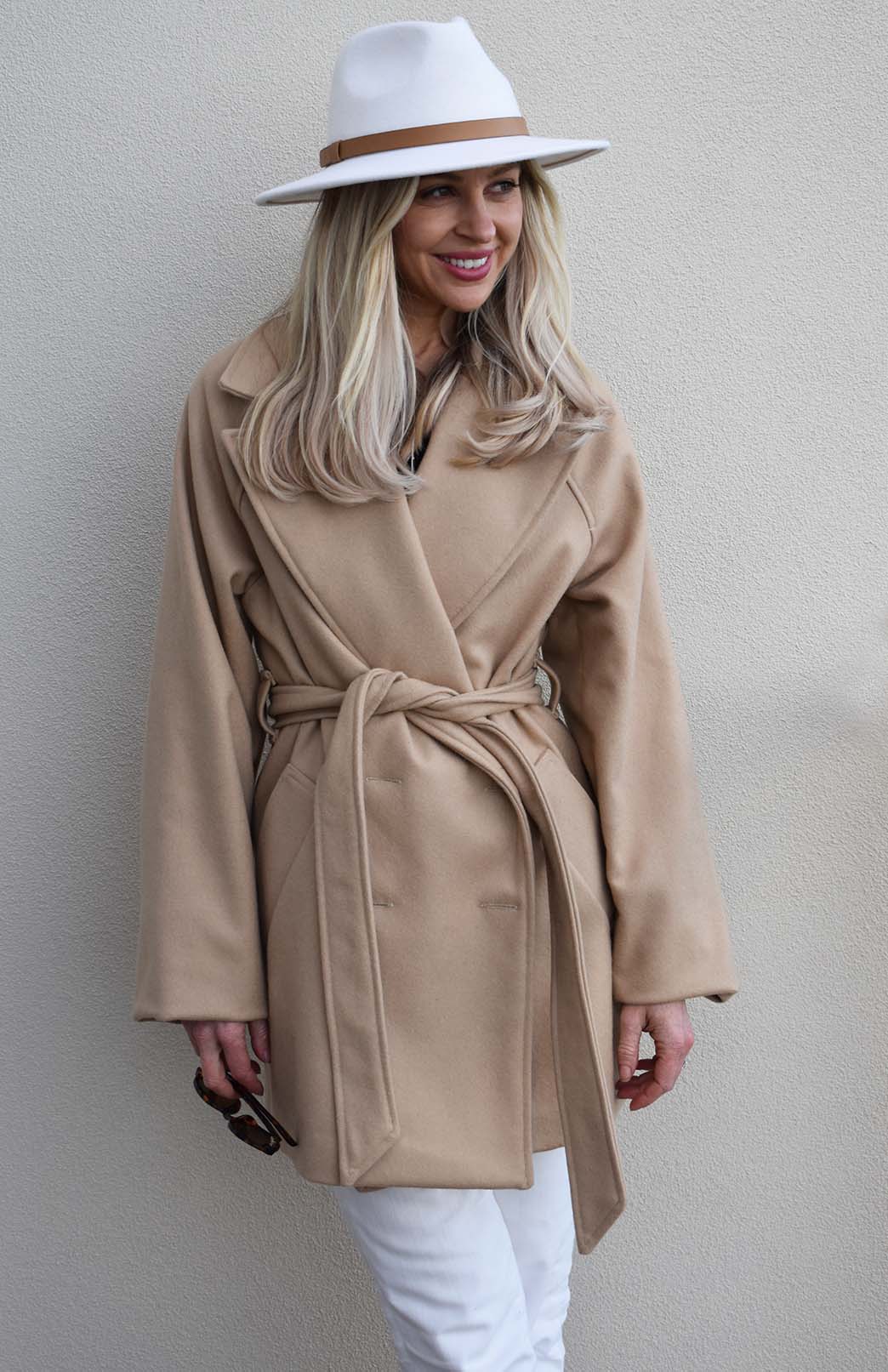 Camel Women's Merino and Cashmere Coat with Belt Tie 