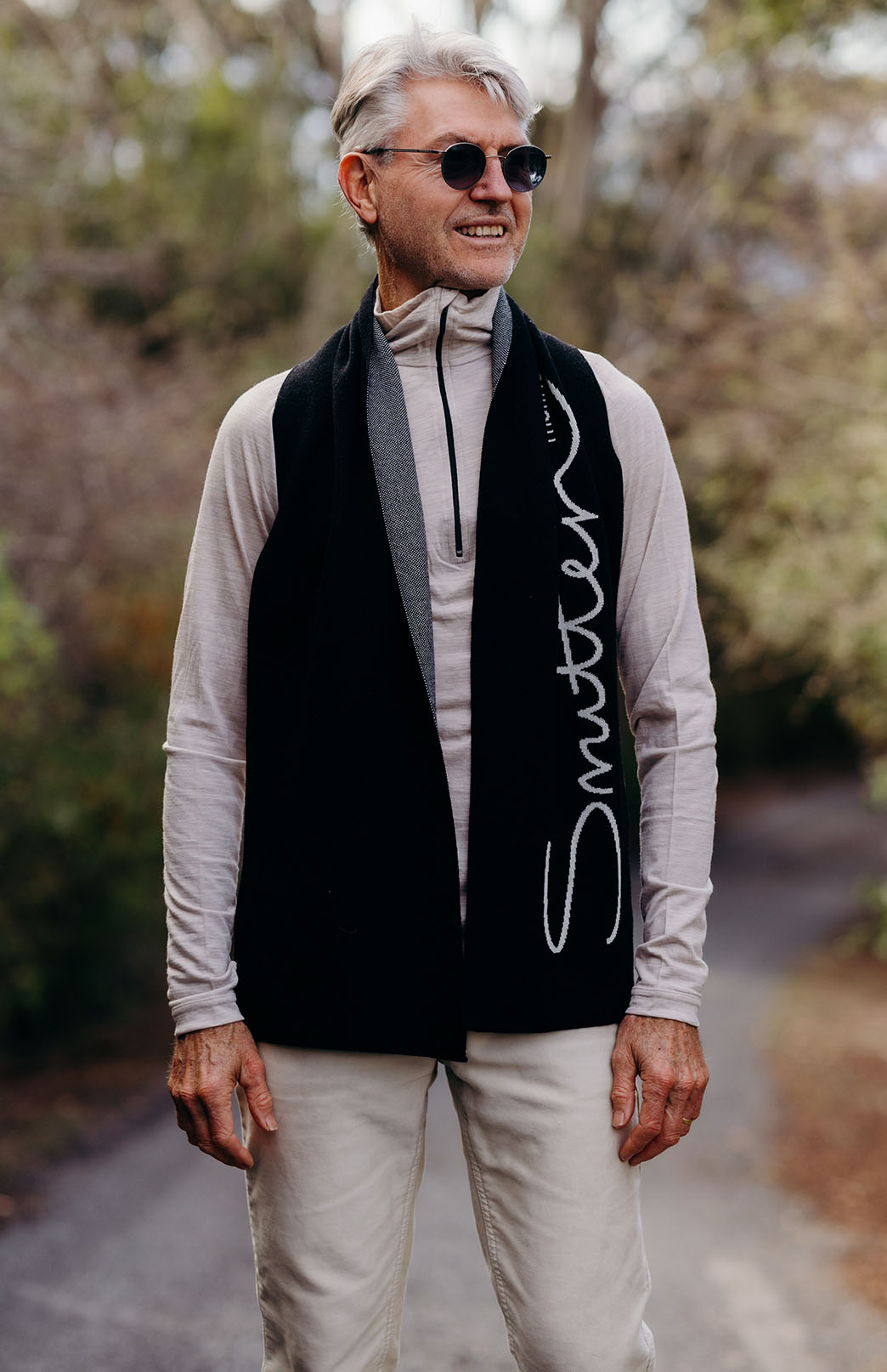 Black Smitten Merino Unisex Logo Fine Knit Scarf