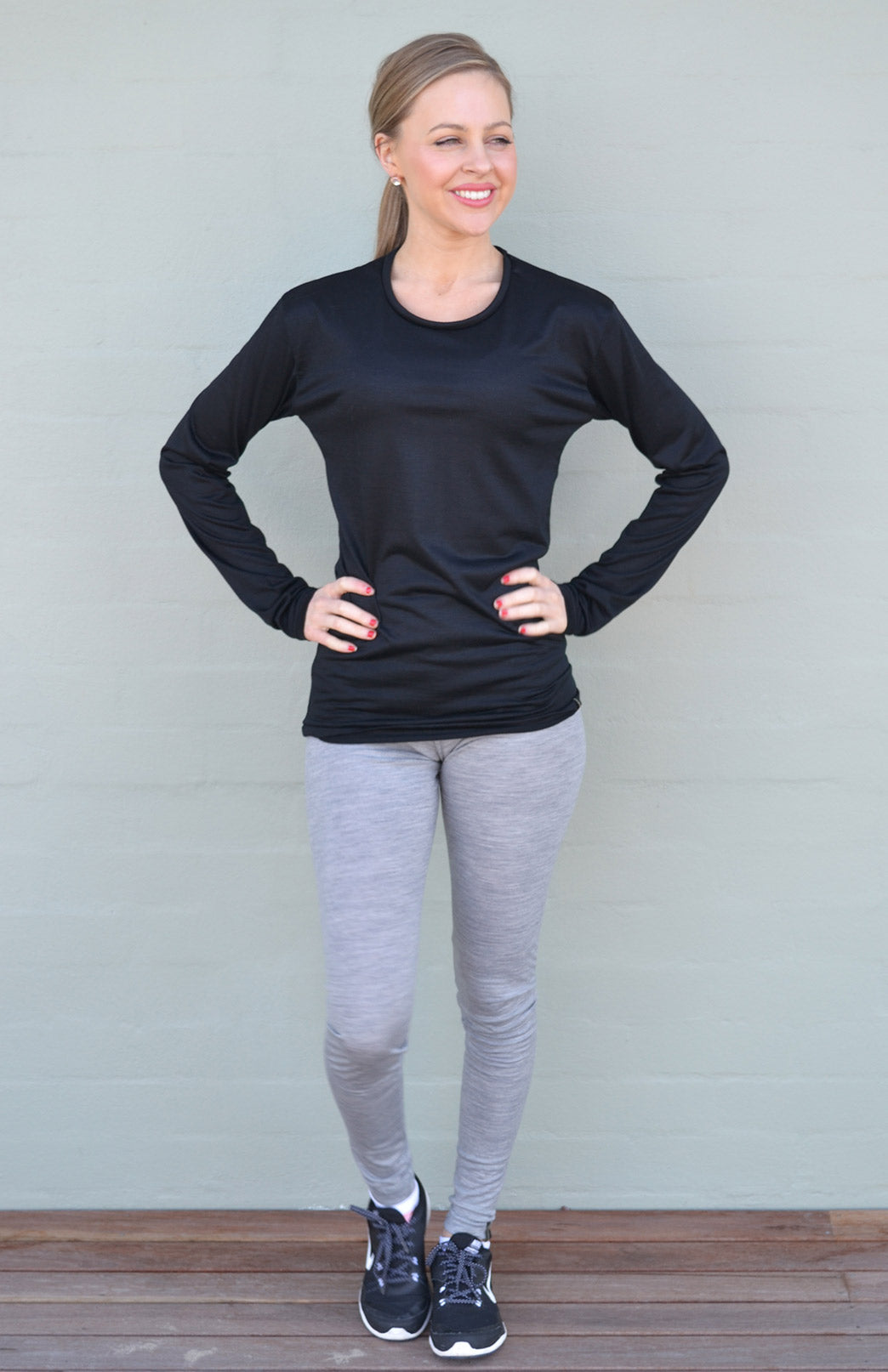Black Women's Merino Wool Long Sleeve Lightweight Crew Neck Top