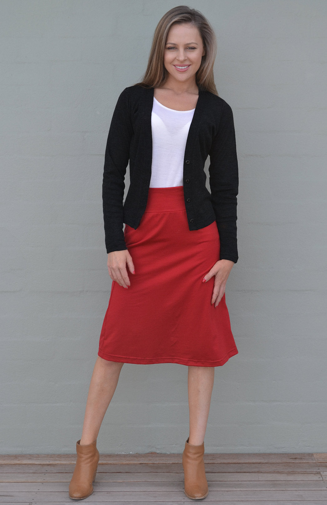 Black Women's Cropped Cardigan with Long Sleeves