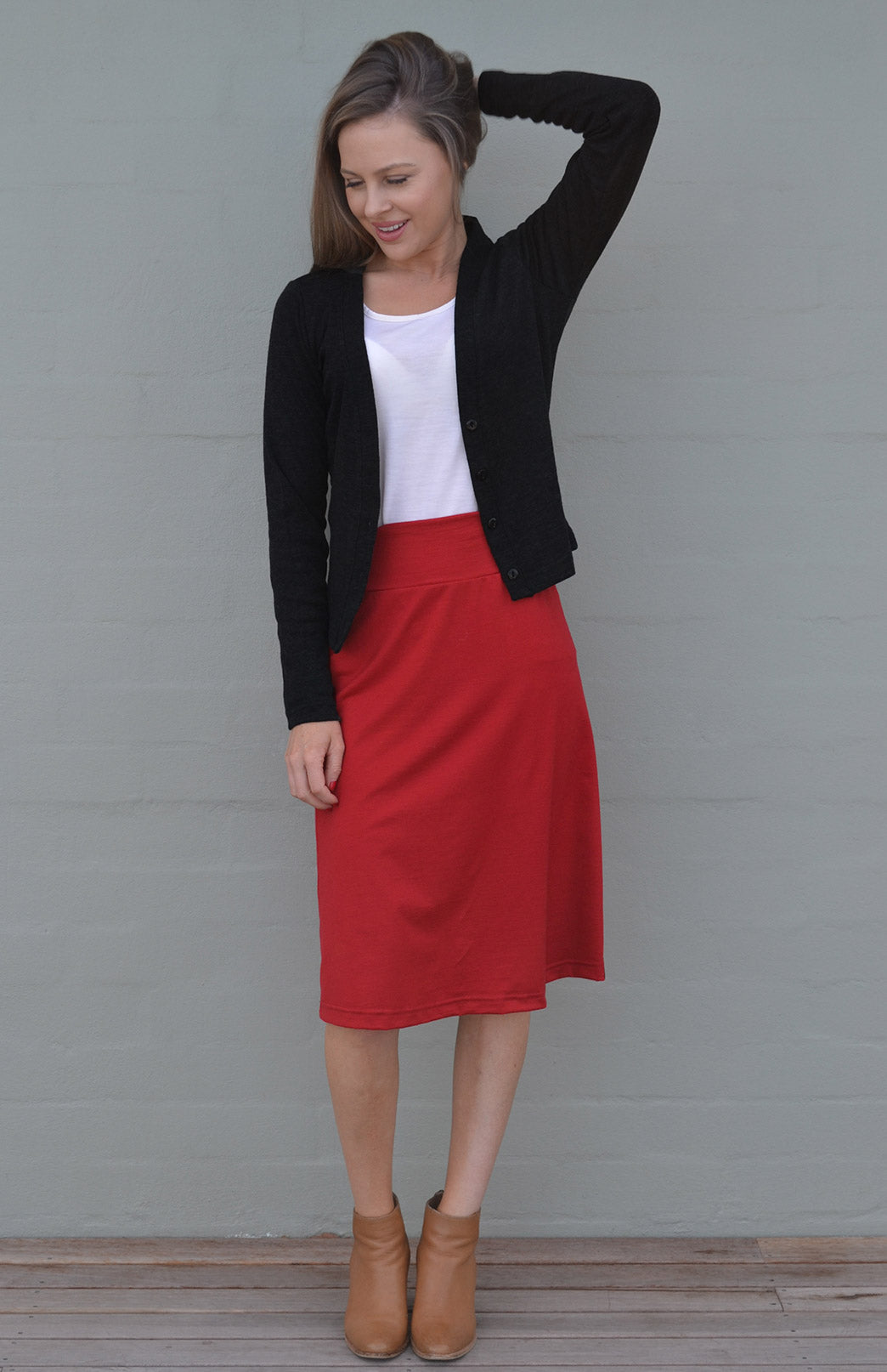 Black Women's Cropped Cardigan with Long Sleeves