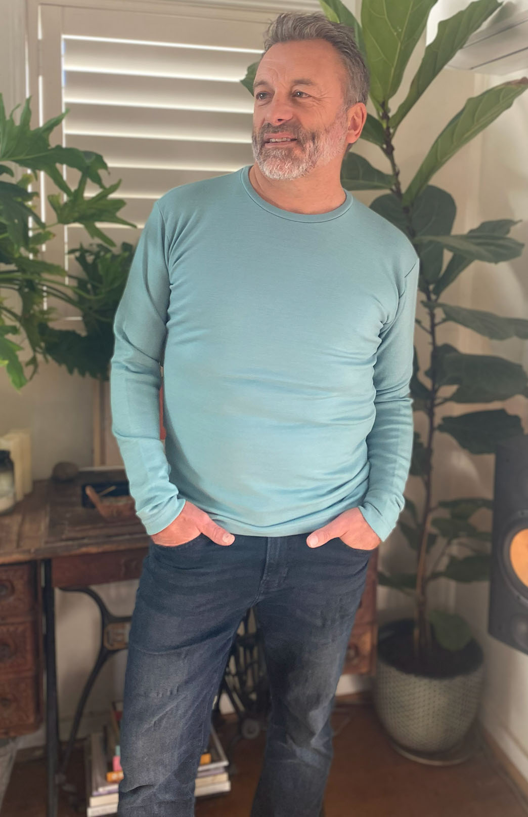 Aquamarine Men's Merino Wool Long Sleeve Heavyweight Crew Neck Top
