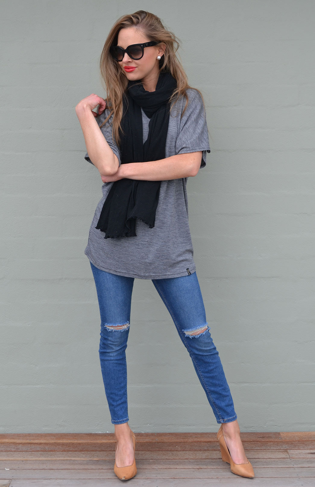 Black Women's Merino Wool Plain Scarf