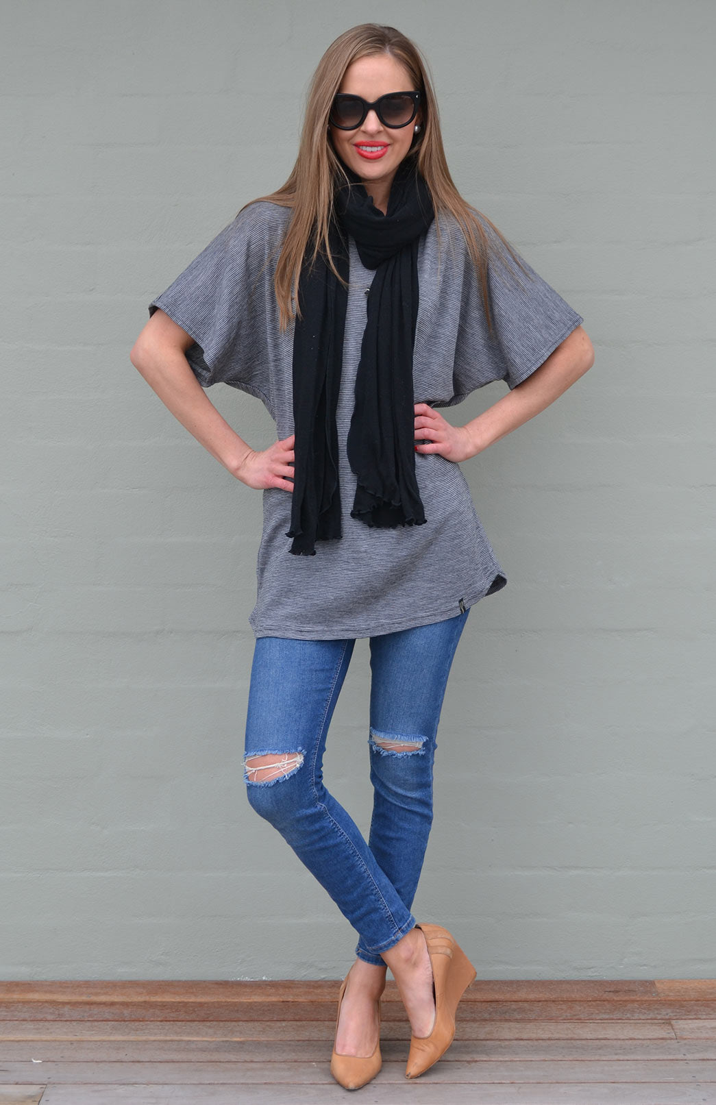 Black Women&#39;s Merino Wool &amp;amp; Tencel Plain Lightweight Scarf
