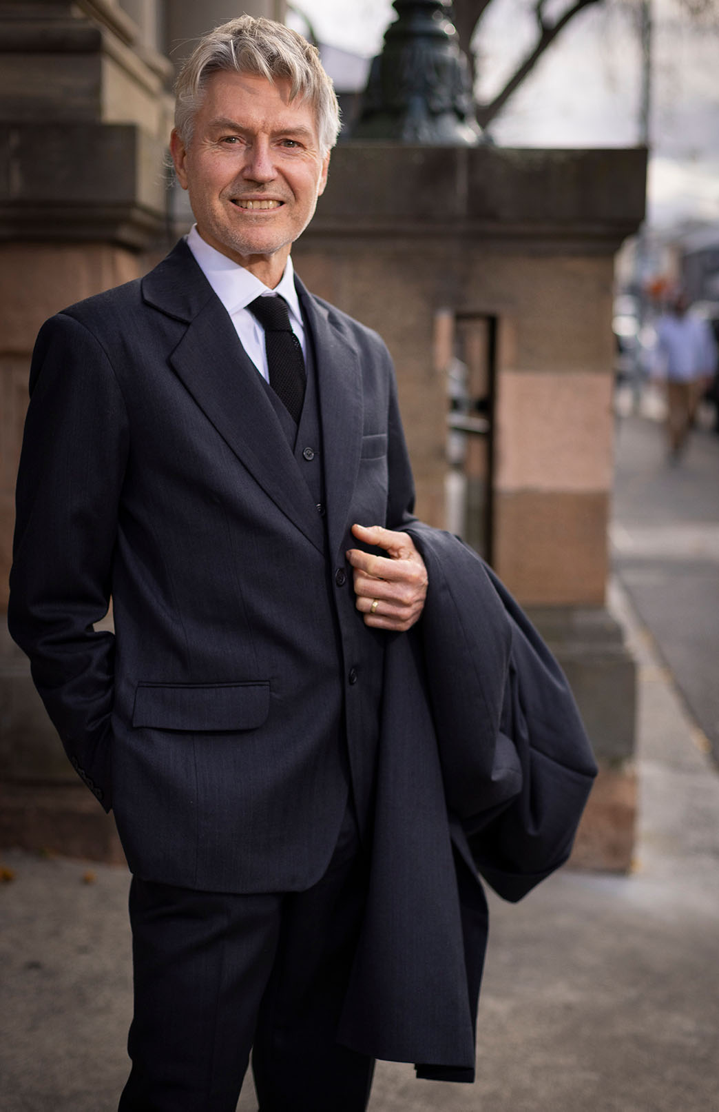 Obsidian Grey Herringbone Men&#39;s Superfine Merino Wool Herringbone Blazer Jacket with Silk Lining
