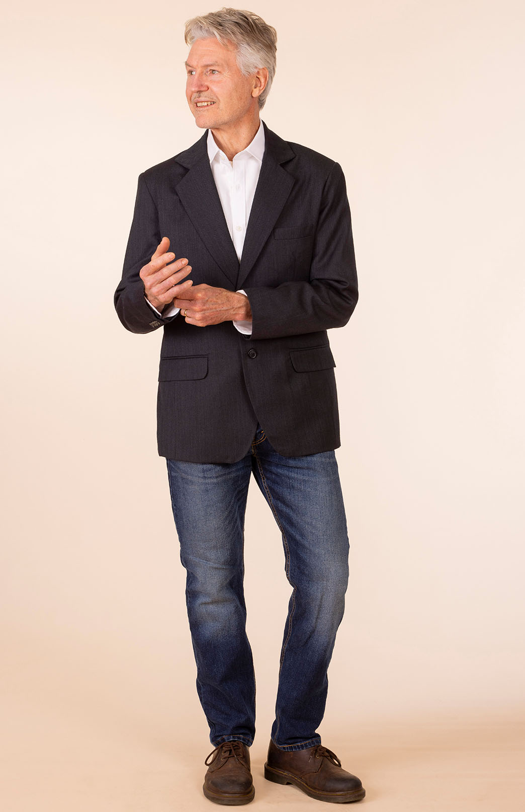 Obsidian Grey Herringbone Men's Superfine Merino Wool Herringbone Blazer Jacket with Silk Lining