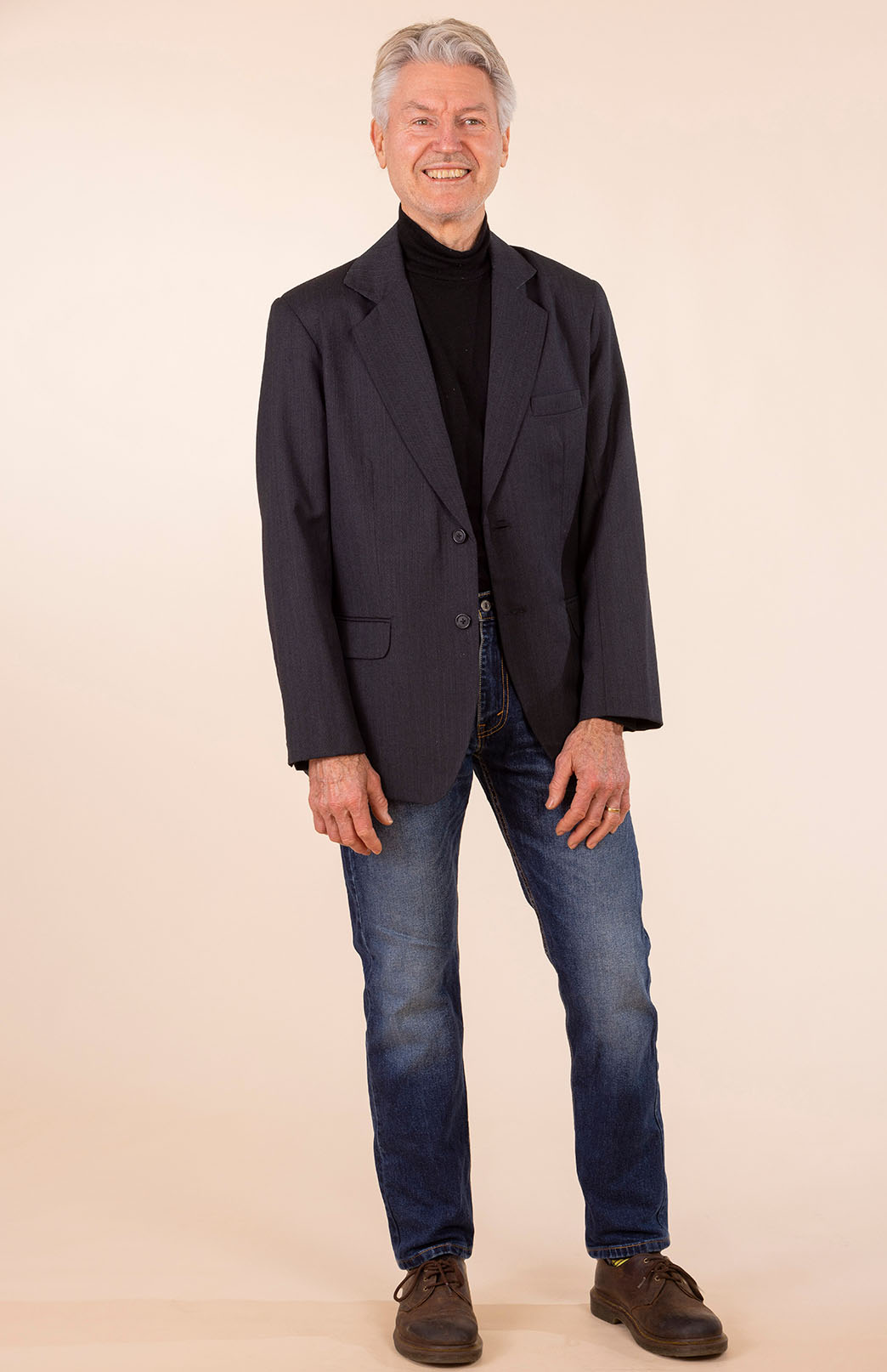 Obsidian Grey Herringbone Men's Superfine Merino Wool Herringbone Blazer Jacket with Silk Lining