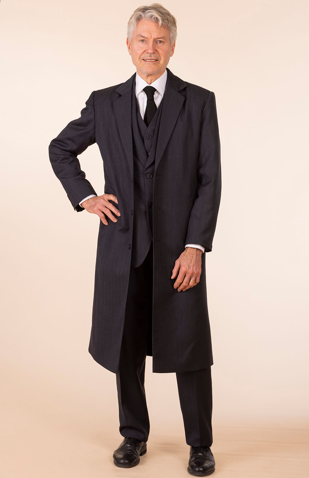 Obsidian Grey Herringbone Men's Superfine Merino Wool Herringbone Trench Coat