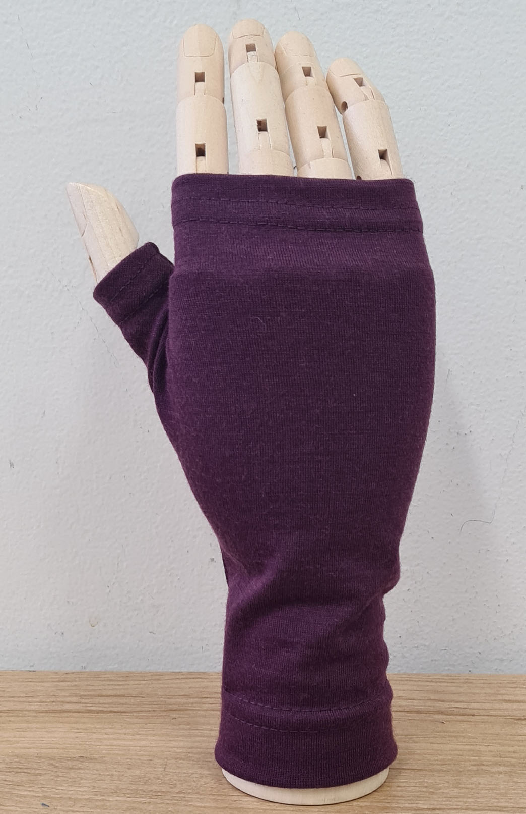 Aubergine Purple Merino Wool Thermal Fingerless Mittens