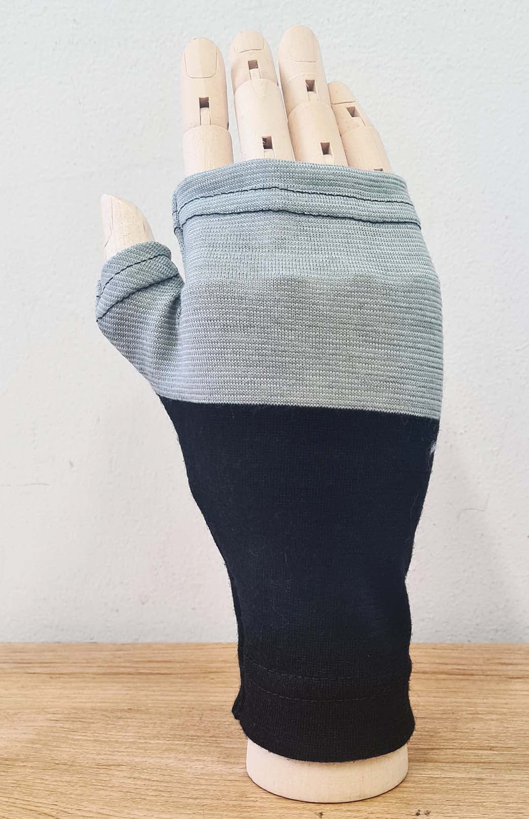 Black Multi Stripe Merino Wool Thermal Fingerless Mittens