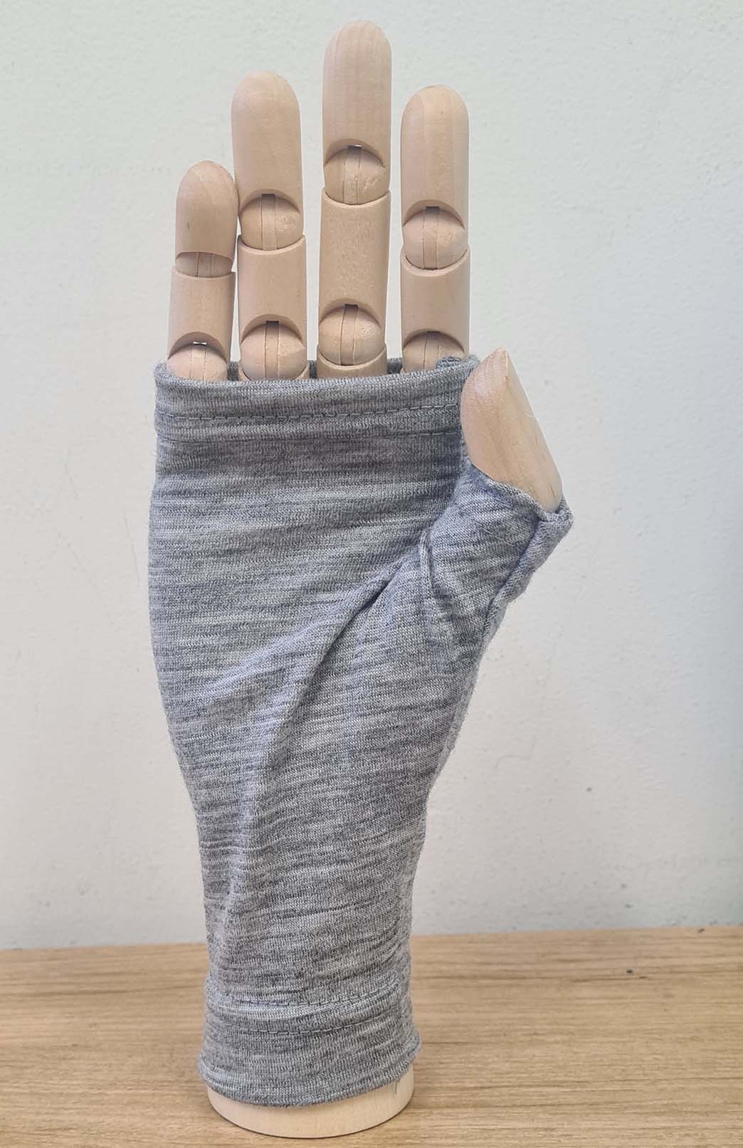 Light Grey Marl Merino Wool Thermal Fingerless Mittens