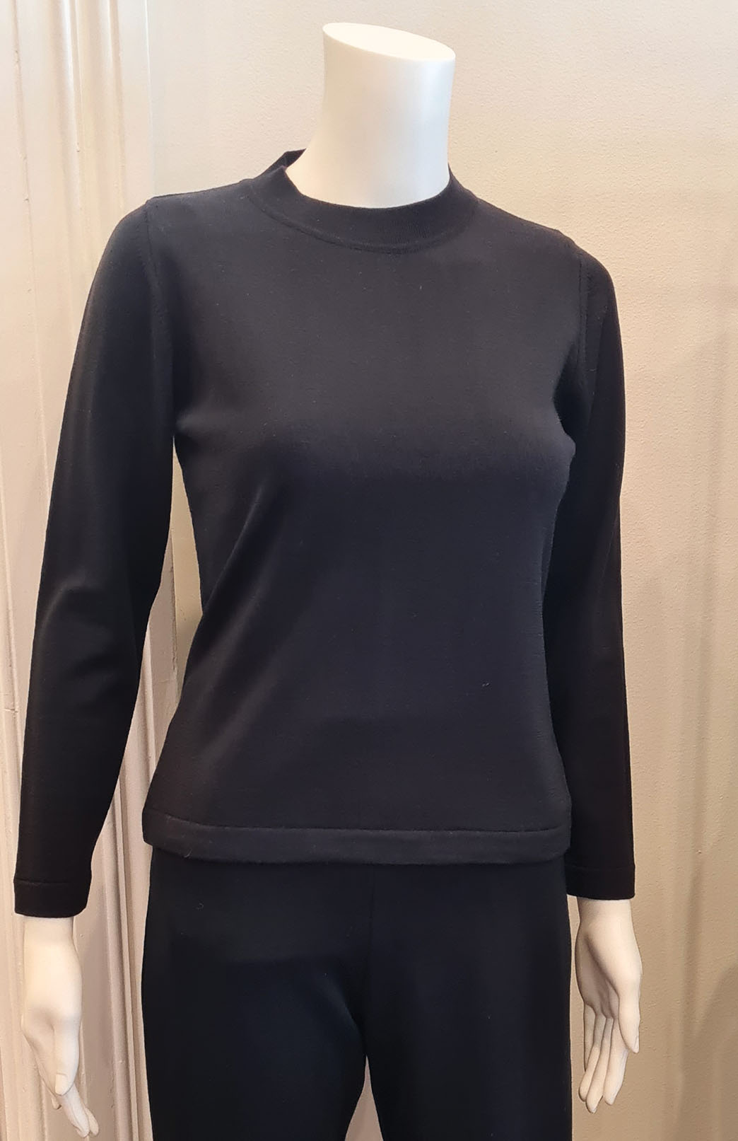 Black Women&#39;s Merino Wool Fine Knit Jumper Top with high round neckline 
