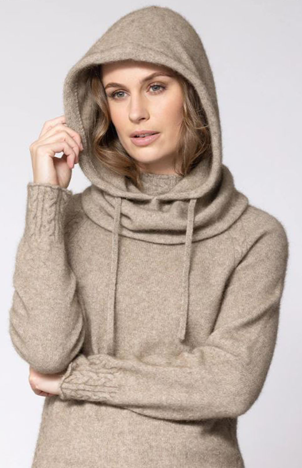 Charcoal Women&#39;s Merino Wool &amp;amp; Possum Hood with Ties
