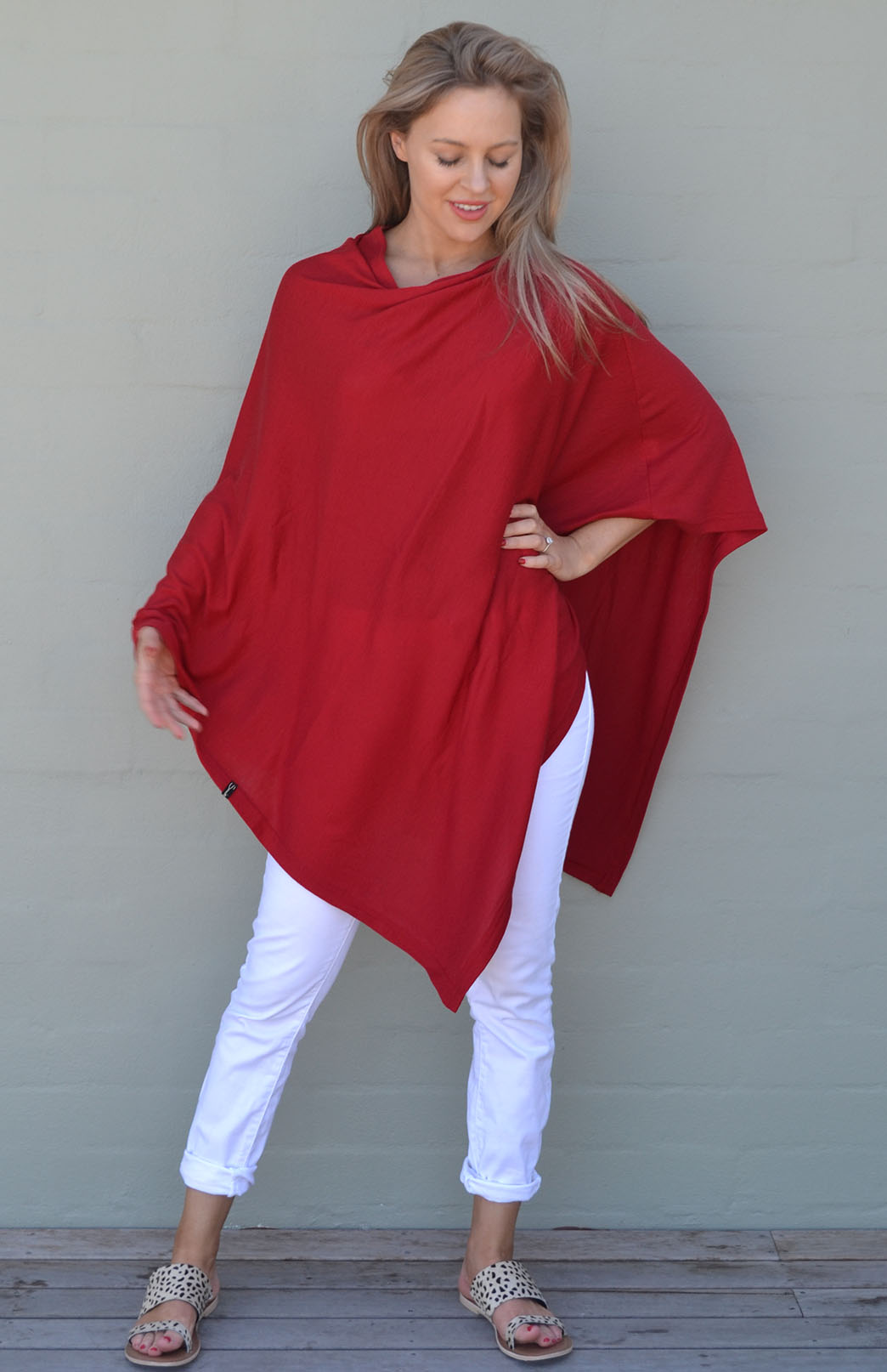 Chilli Red Women&#39;s Merino Wool Poncho
