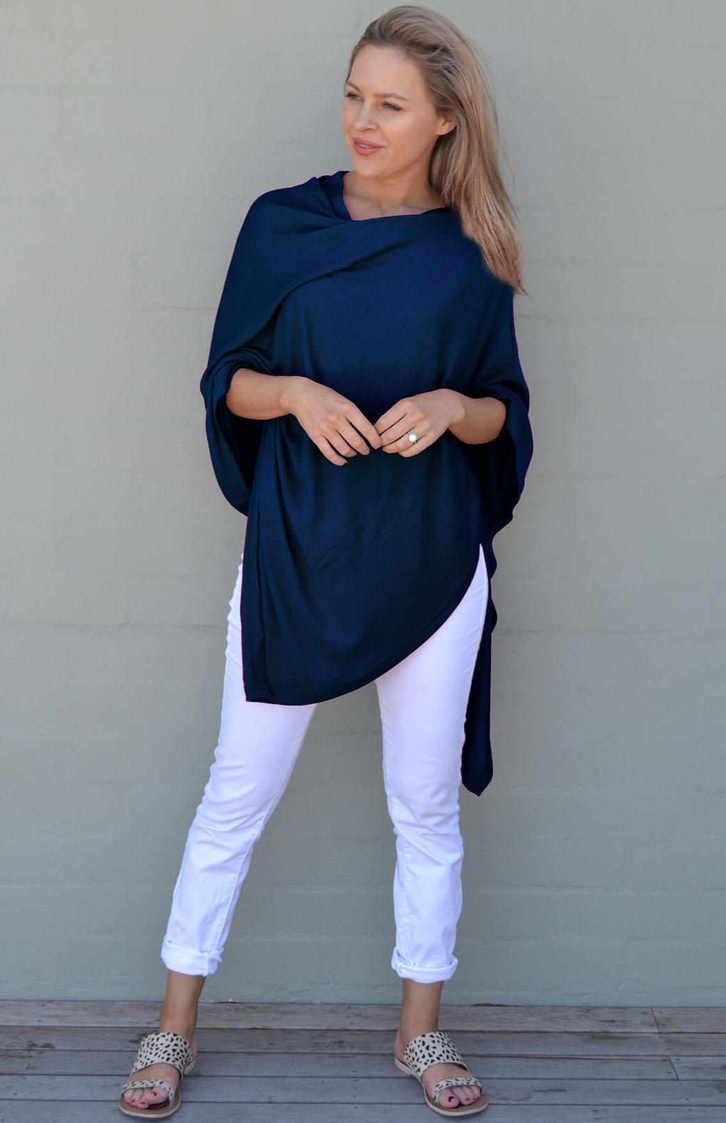 Chilli Red Women&#39;s Merino Wool Poncho
