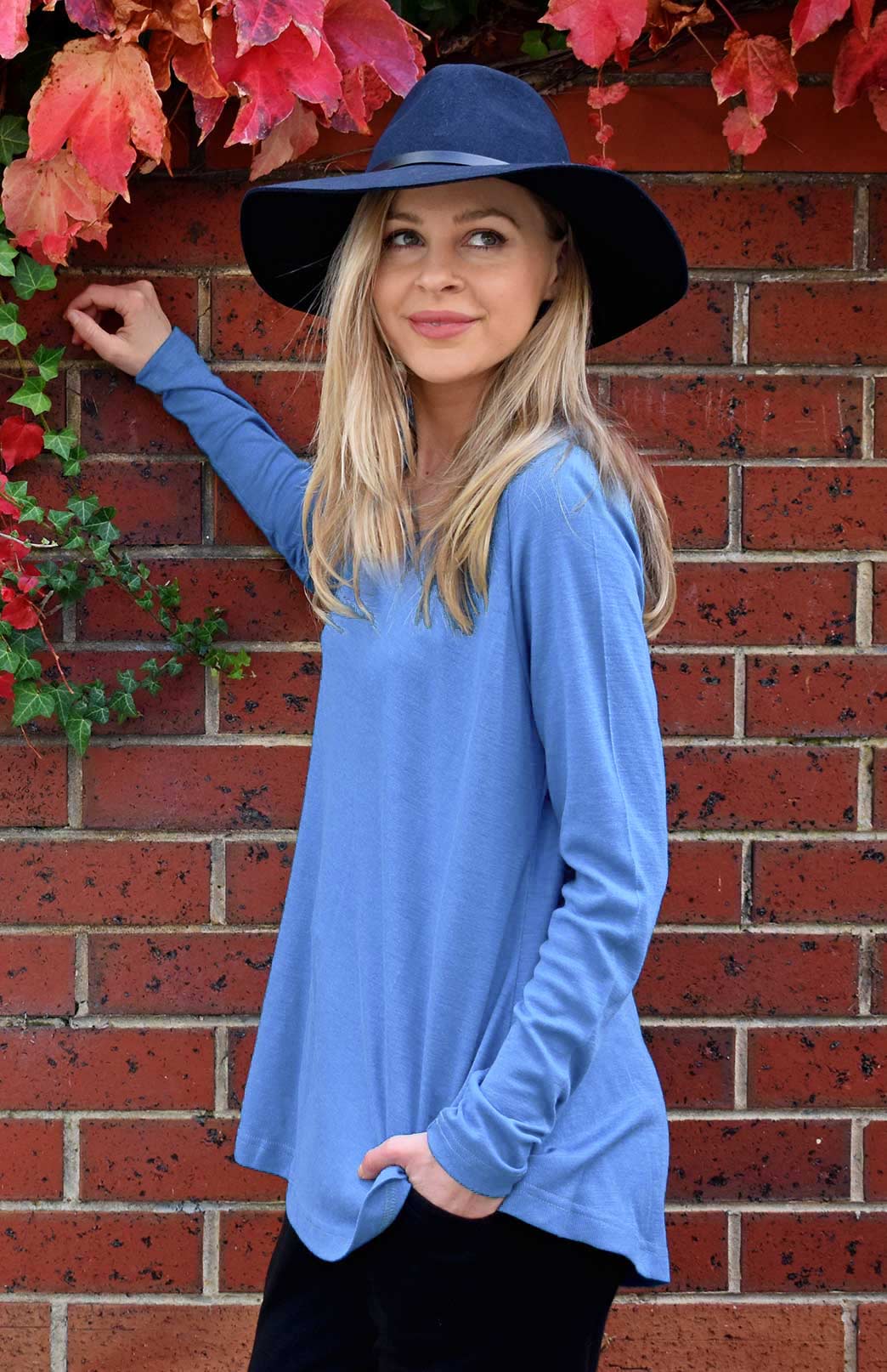 Cornflower Blue Women's Merino Wool Long Sleeve Top with Raglan Sleeves