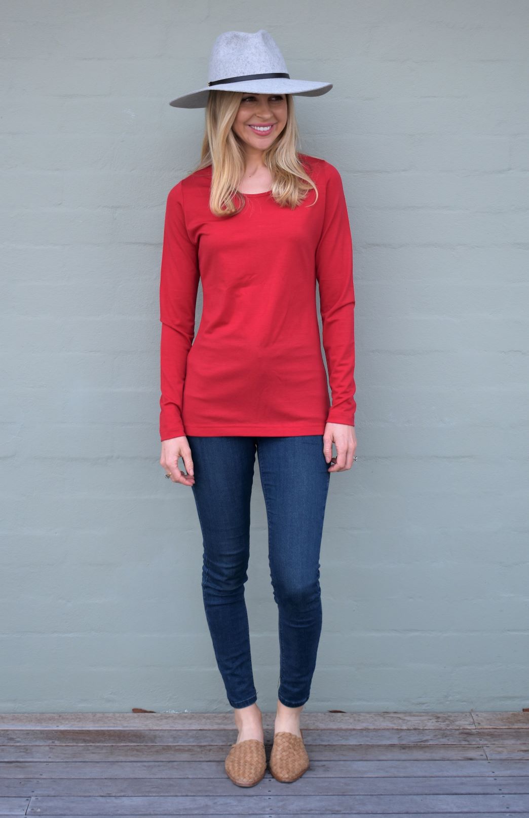Pre Loved: Round Neck Plain Top (size 14) Women&#39;s Merino Wool Long Sleeve Fashion &amp;amp; Layering Top
