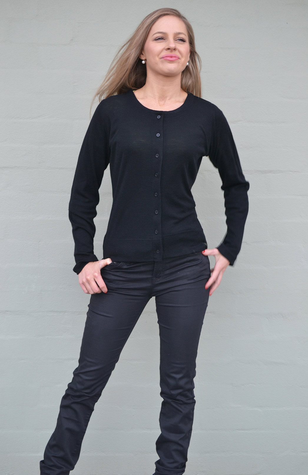 Black Women's Merino Wool Round Neck Cardigan