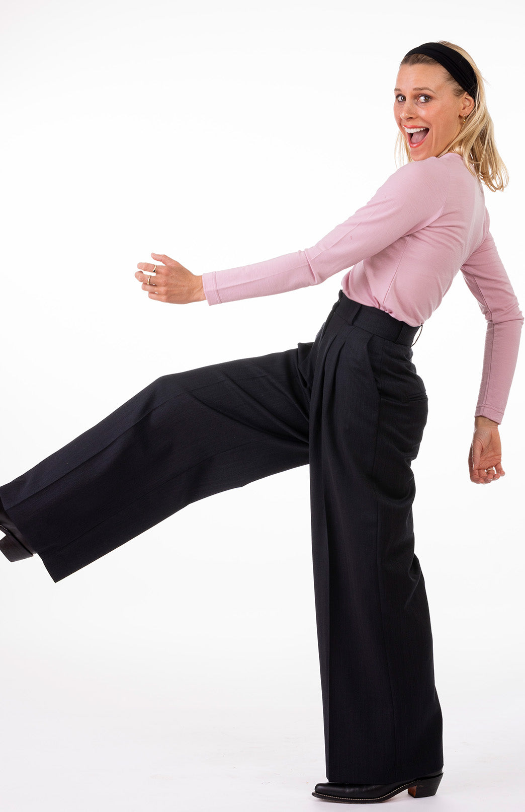 Obsidian Grey Herringbone Women's Superfine Merino Wool Herringbone Wide Leg Pleated Pants 