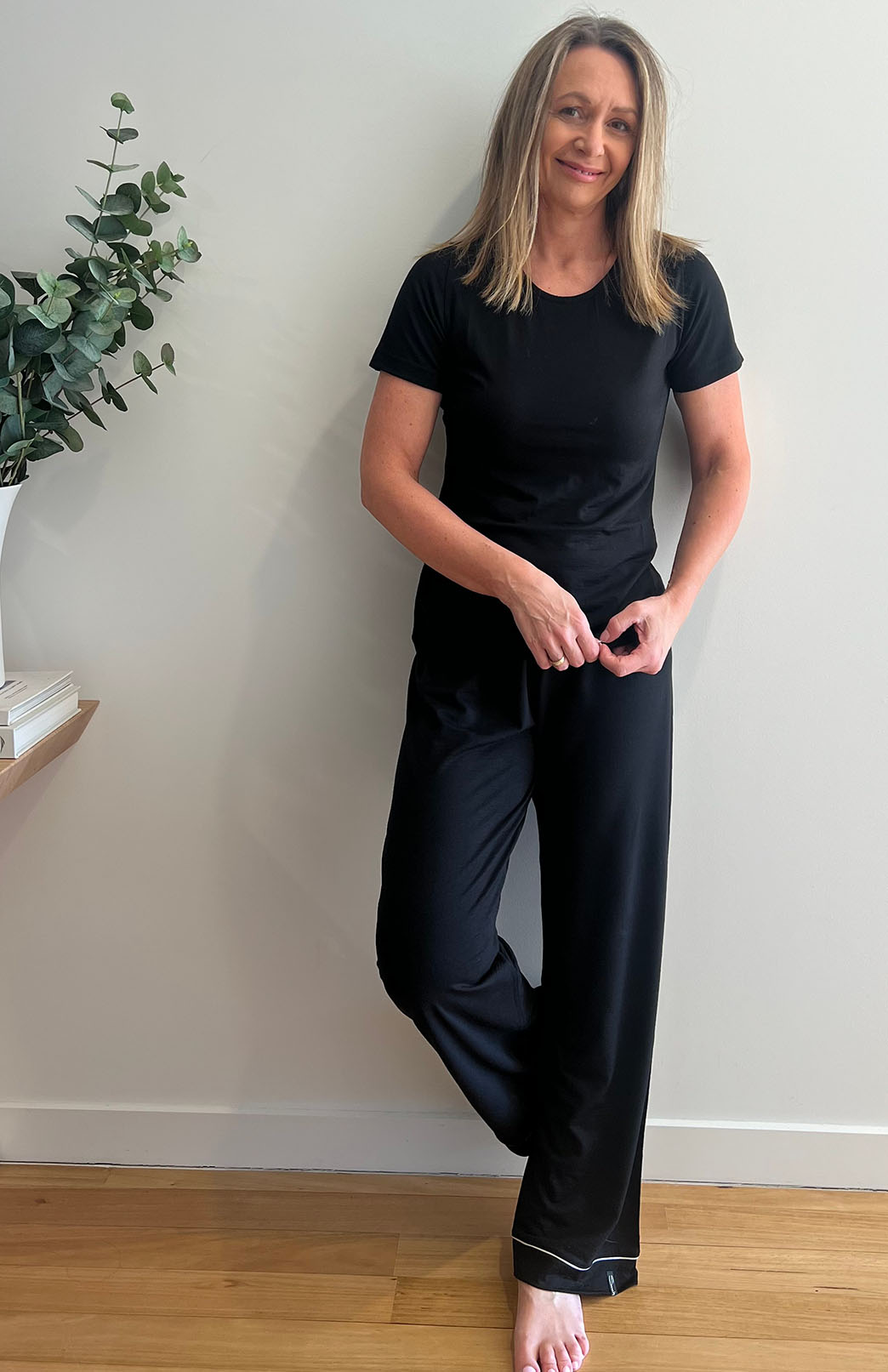 Black Women's Merino Wool T-Shirt and Long Pants Matching Pyjama Set