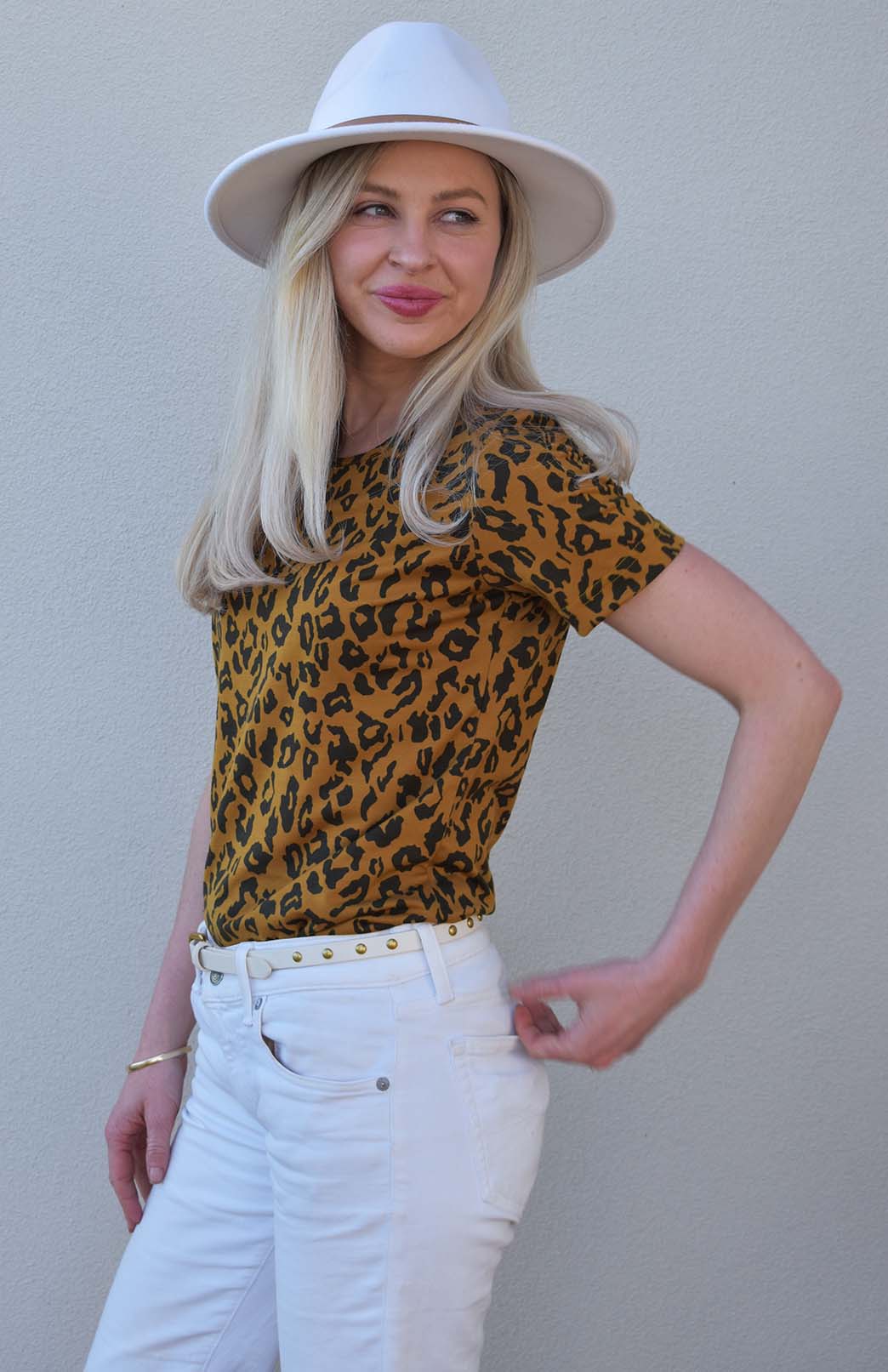 Whiskey Leopard Women's Merino Wool Short Sleeve Round Neck T-Shirt Top