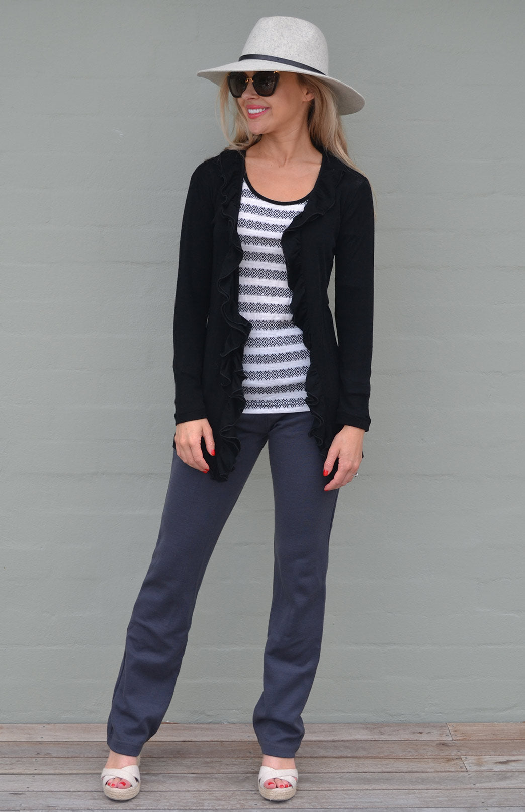 Black Women's Merino Wool Cardigan with Ruffled Collar
