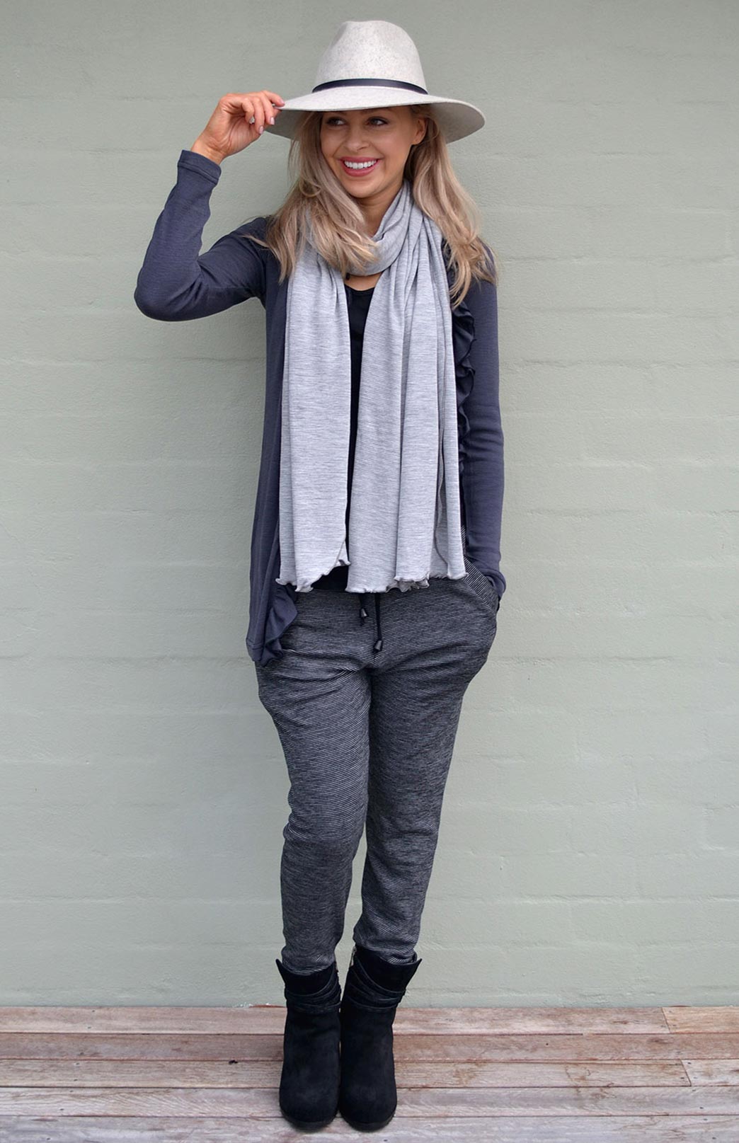 Ivory & Grey Marl Pinstripe Women&#39;s Merino Wool Luxury Scarf
