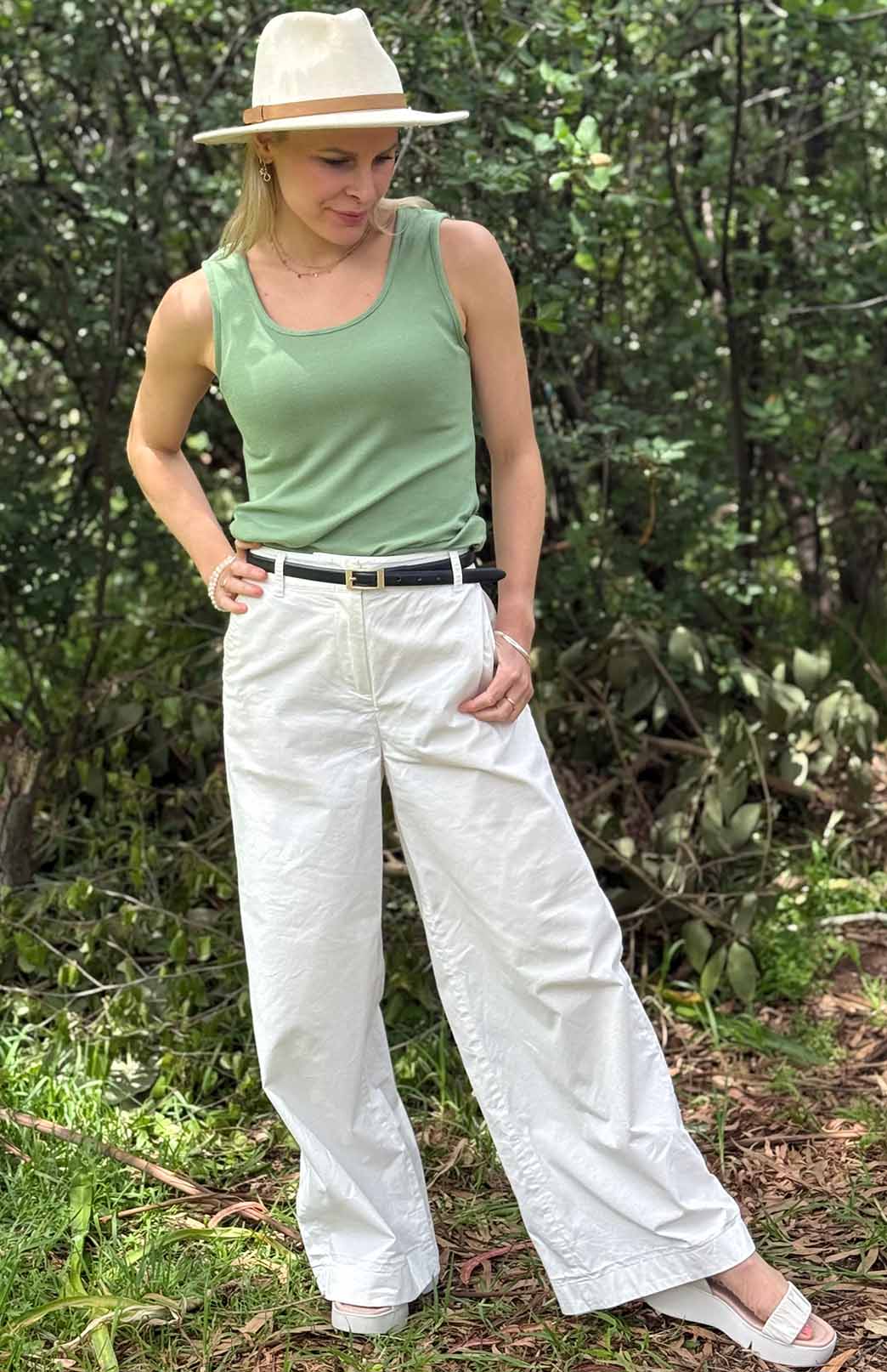 Matcha Green Women's Merino Wool Sleeveless Scoop Neck Top