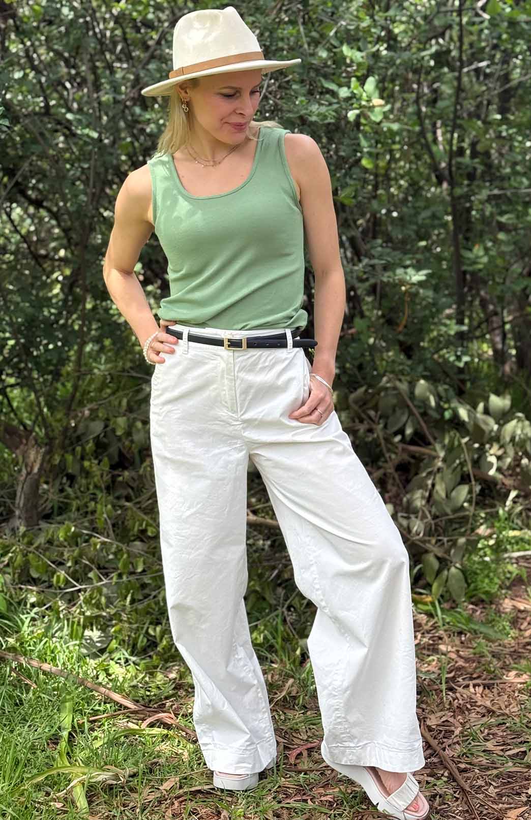 Matcha Green Women's Merino Wool Sleeveless Scoop Neck Top