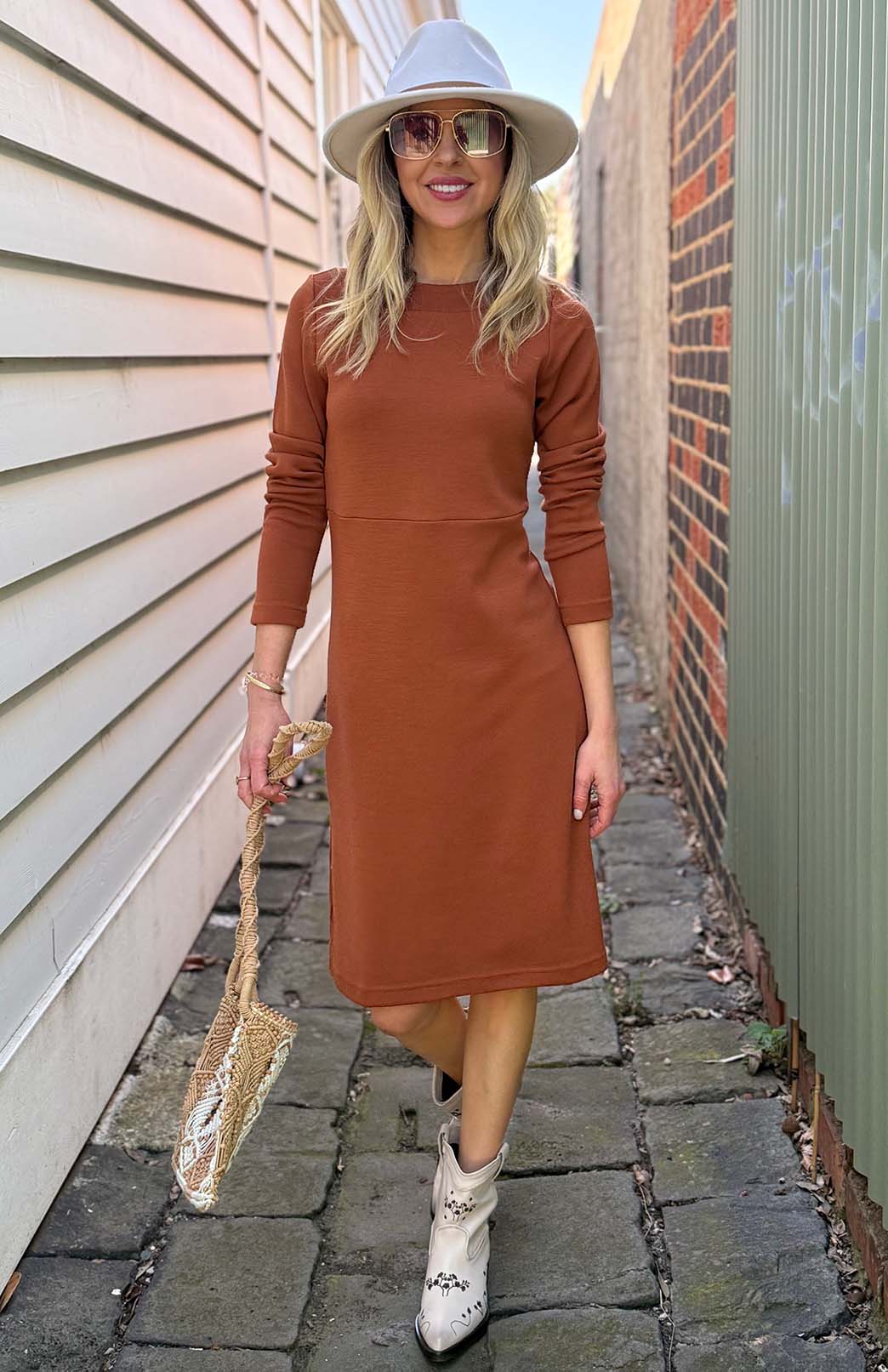 Cinnamon Women's Merino Wool Straight Dress with Long Sleeves

