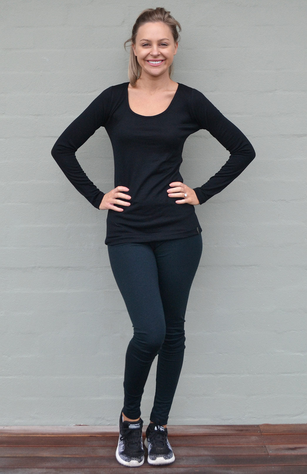 Black Women's Merino Wool Long Sleeve Fashion &amp; Layering Top