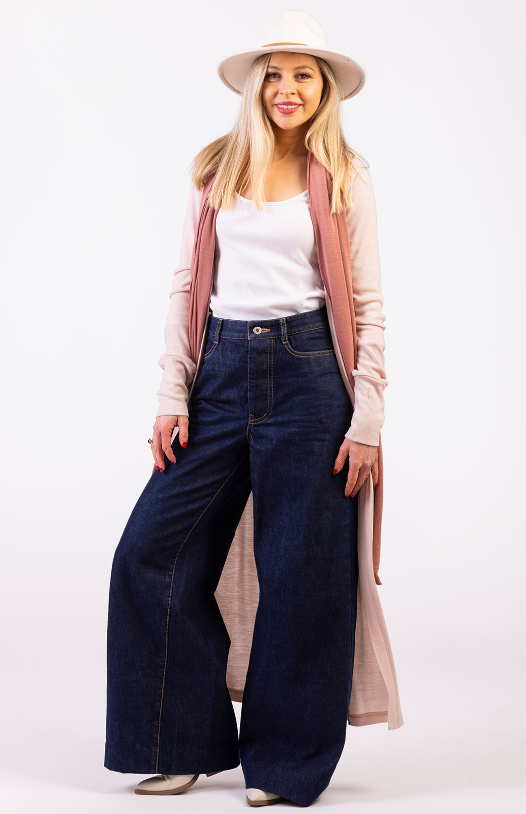 Nude Women's Slimline Long Cardigan with side pockets