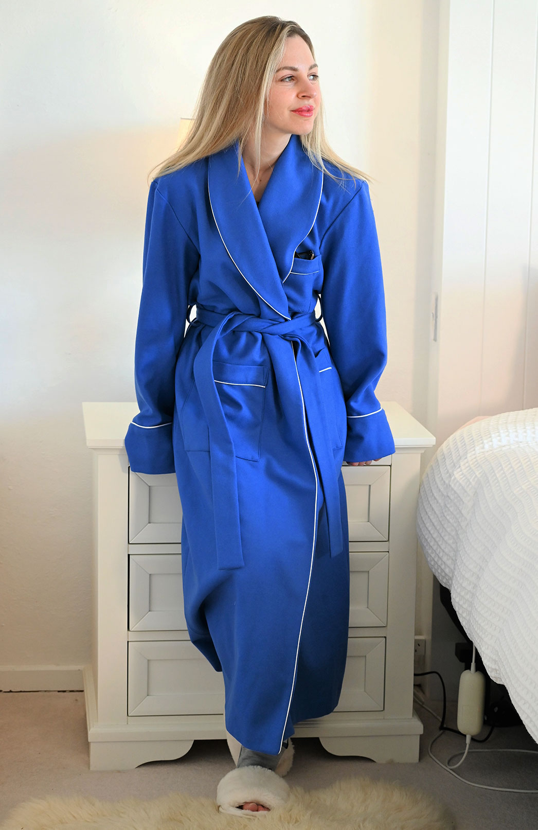 Blue merino wool & cashmere dressing gown with white piping Wool &amp; Cashmere Blend Dressing Gown