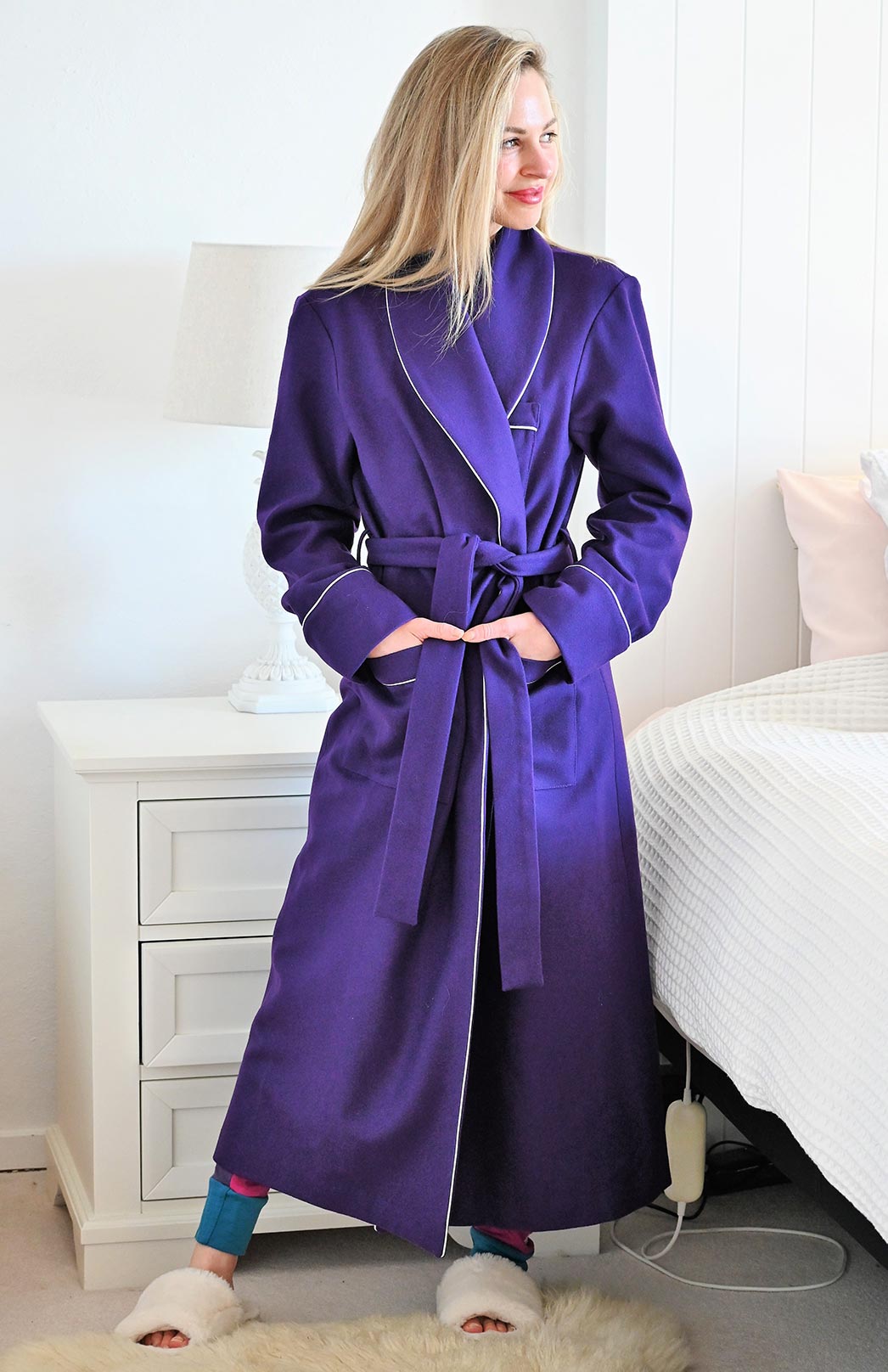 Purple merino wool & cashmere dressing gown with white piping Wool &amp; Cashmere Blend Dressing Gown