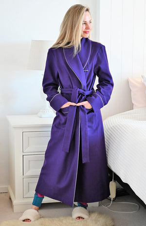 Buy Women's Zip Front Bathrobe Soft Warm Long Fleece Plush Robe Plus Size  Fluffy Housecoat Sleepwear Dressing Gown Purple Online at Low Prices in  India - Amazon.in