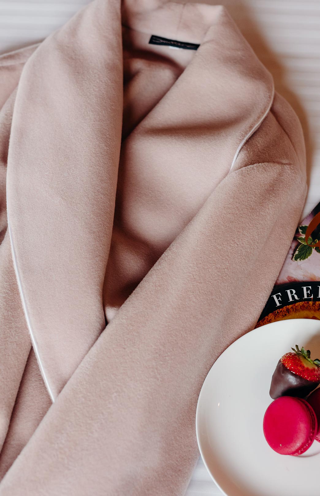 Blush Pink Unisex Superfine Merino Wool and Cashmere Blend Traditional Dressing Gown