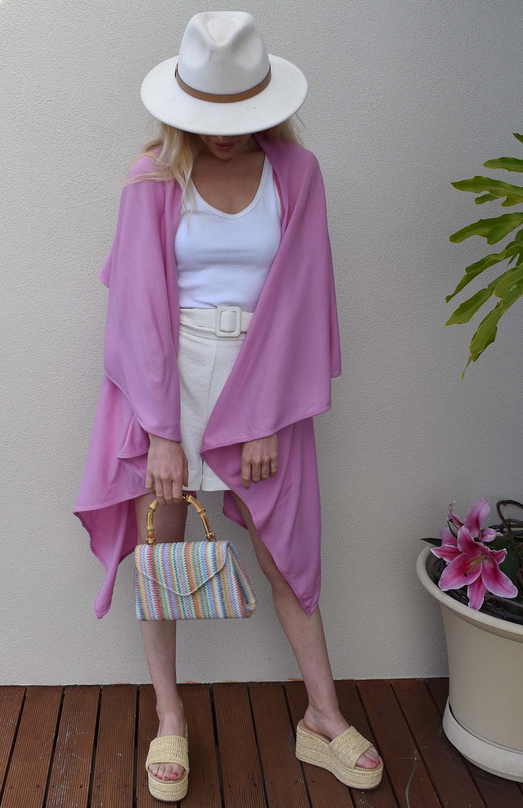 Crocus Pink Women's Merino Wool 220g Rib Sleeveless Wrap