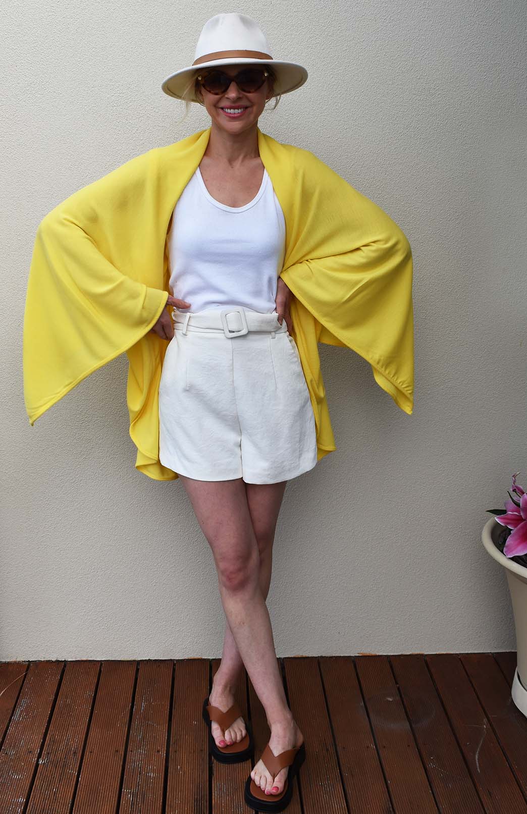 Lemon Zest Yellow Women's Merino Wool 220g Rib Sleeveless Wrap