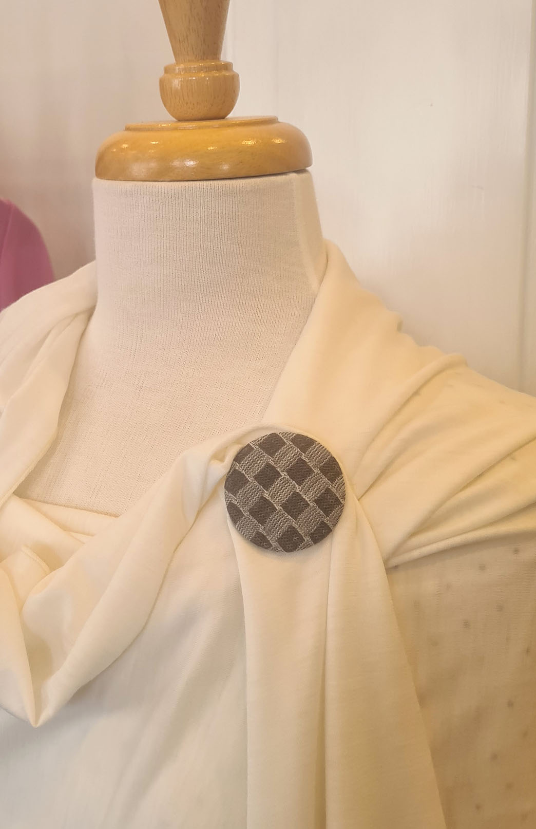 Soft Mocha Check Women's Merino Wool Magnetic Button Brooch
