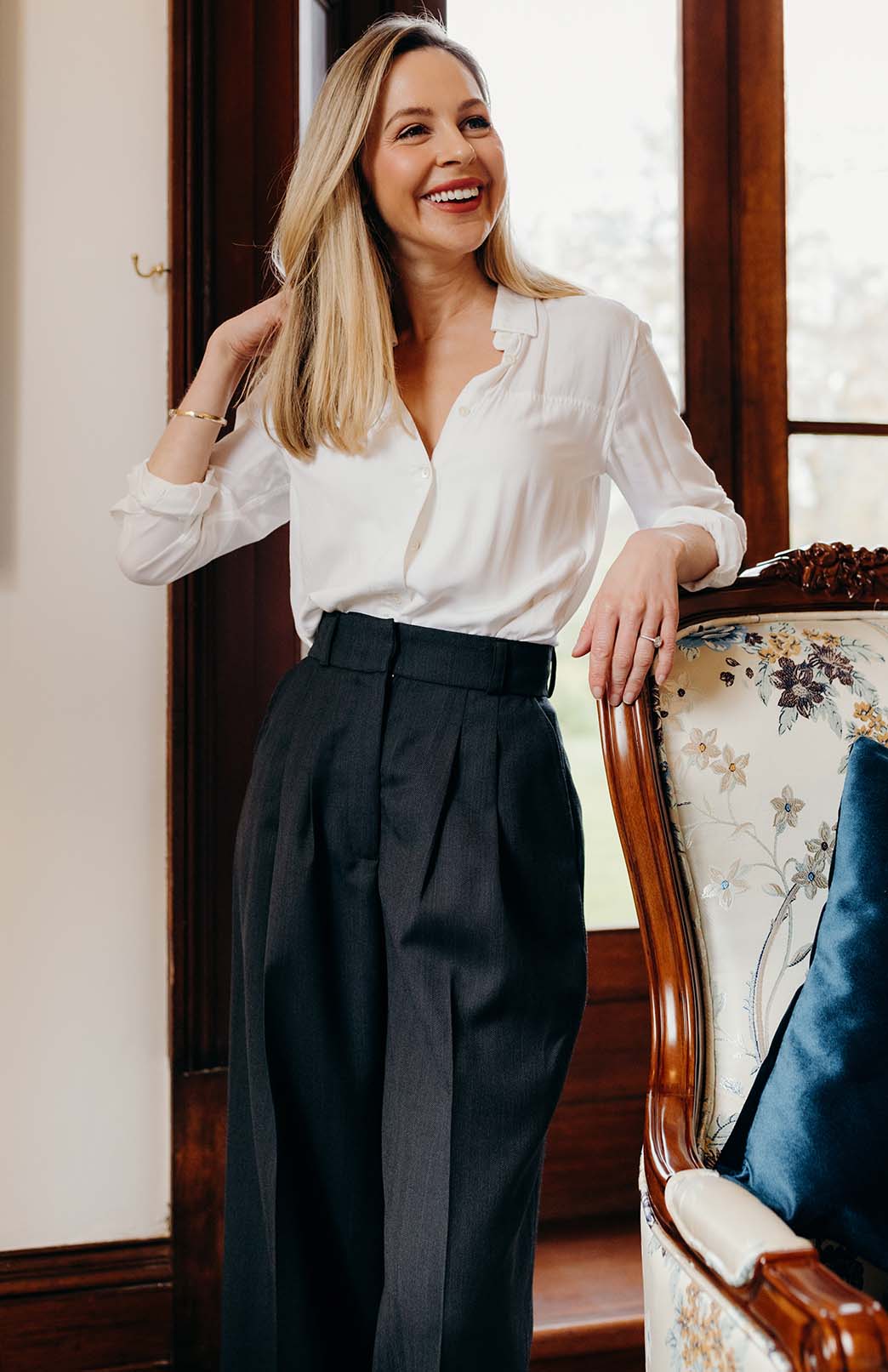 Obsidian Grey Herringbone Women's Superfine Merino Wool Herringbone Wide Leg Pleated Pants 