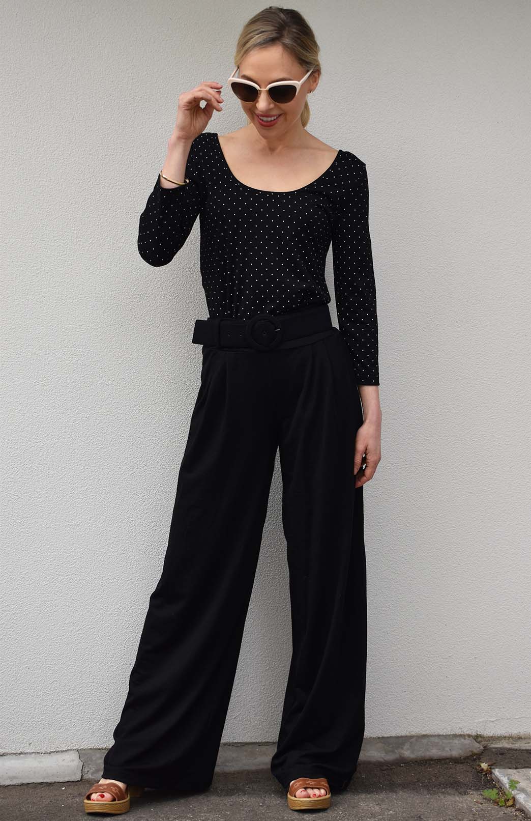 French Navy Blue Women&#39;s Merino Wool Wide Leg Pants with Pockets
