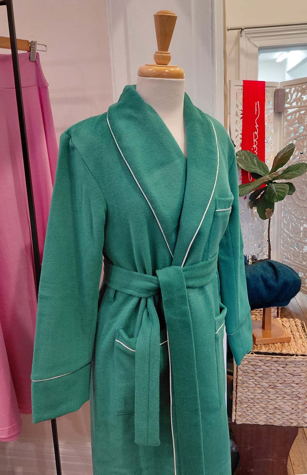 Soft Emerald Green Unisex Superfine Merino Wool and Cashmere Blend Traditional Dressing Gown