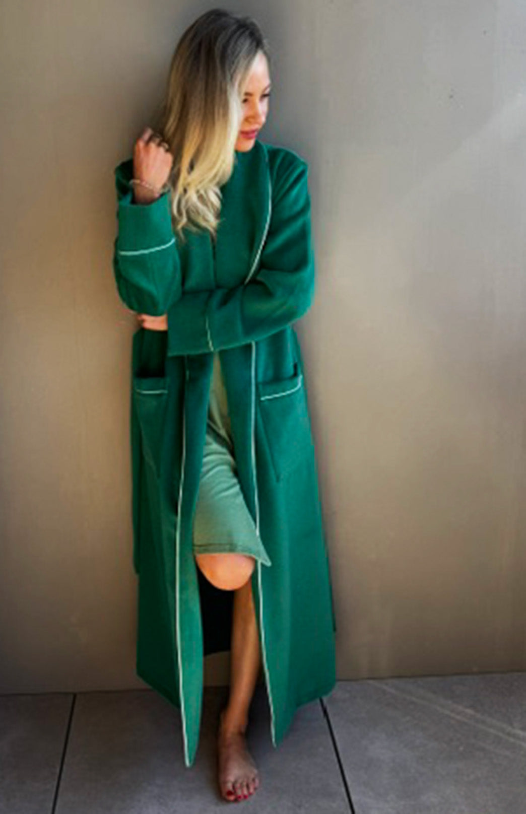 Soft Emerald Green Unisex Superfine Merino Wool and Cashmere Blend Traditional Dressing Gown