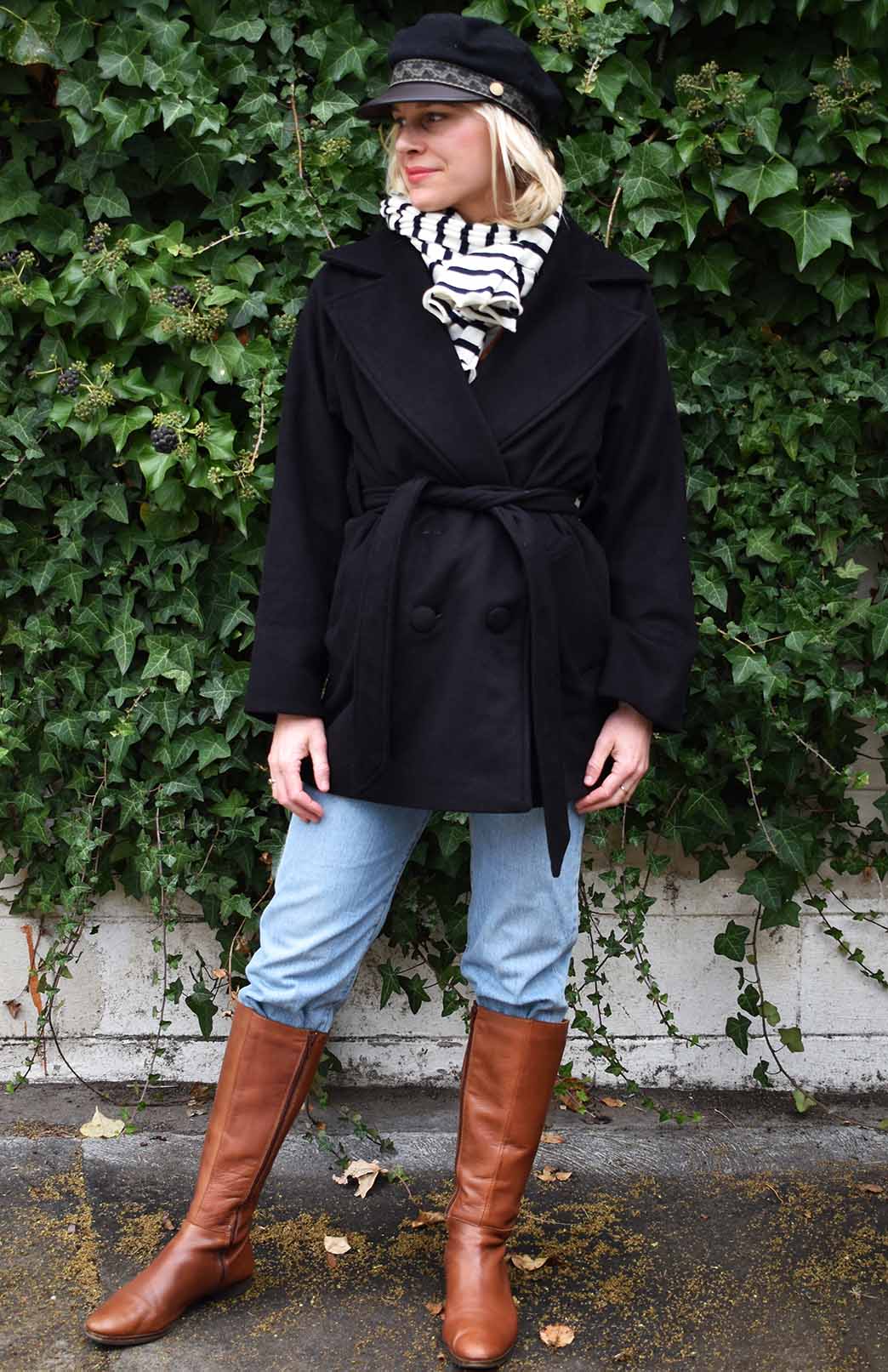 Black Women's Merino and Cashmere Coat with Belt Tie 