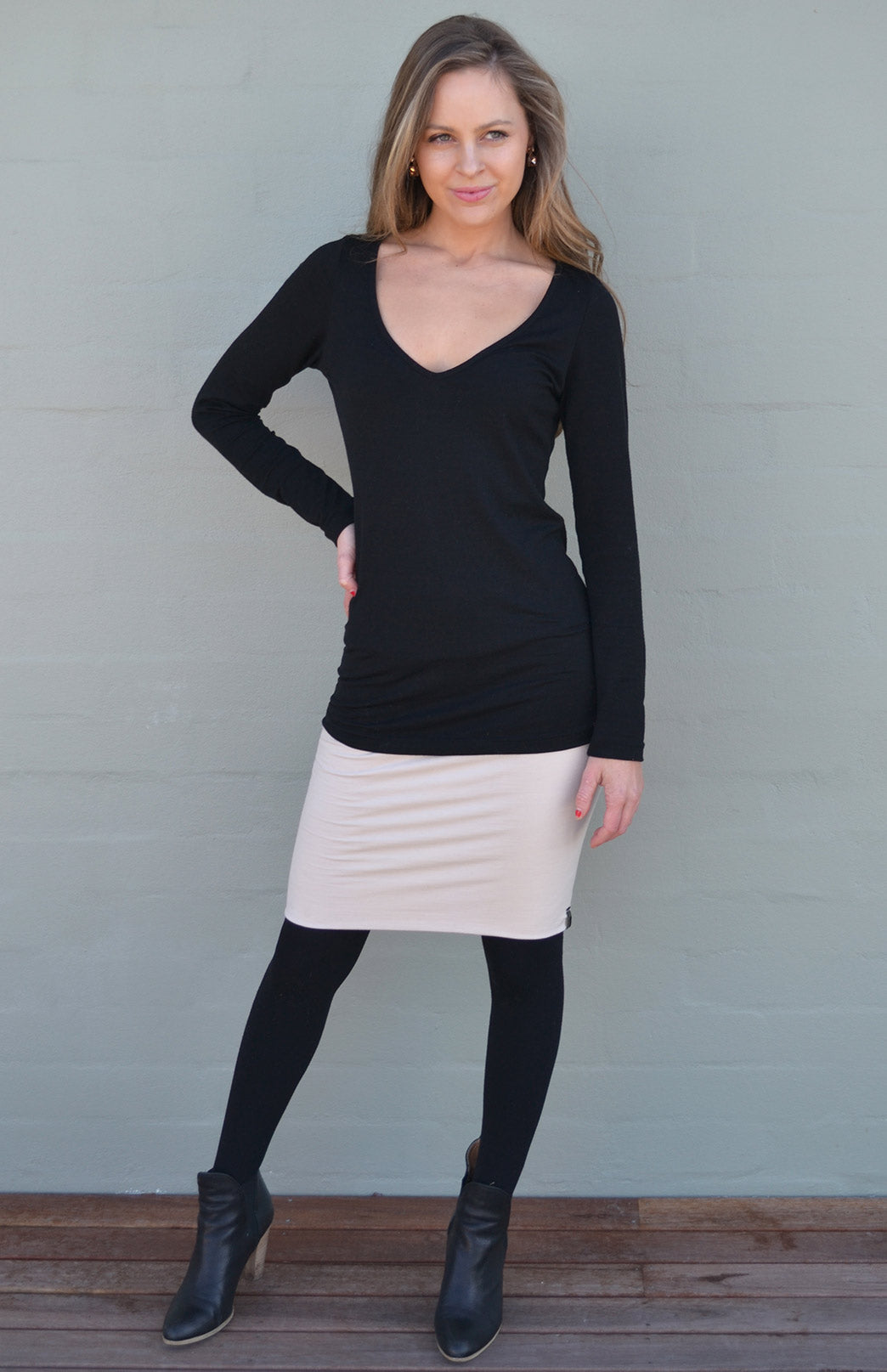 Black Women's Merino Wool Rib Top with V Neckline