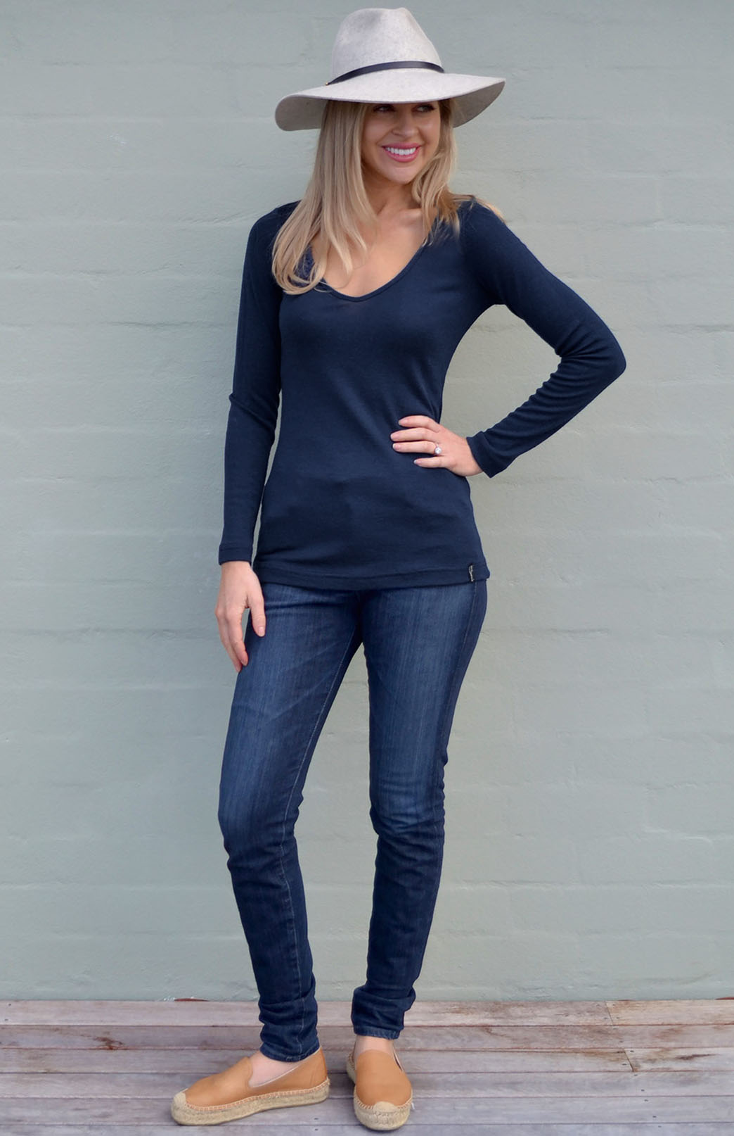 Navy Blue Women's Merino Wool Rib Top with V Neckline