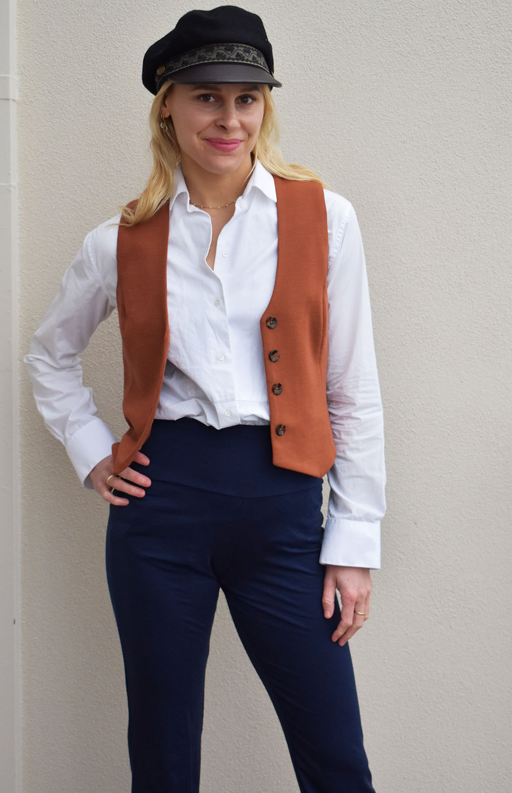 Cinnamon Women's Merino Wool Sleeveless Waistcoat Vest

