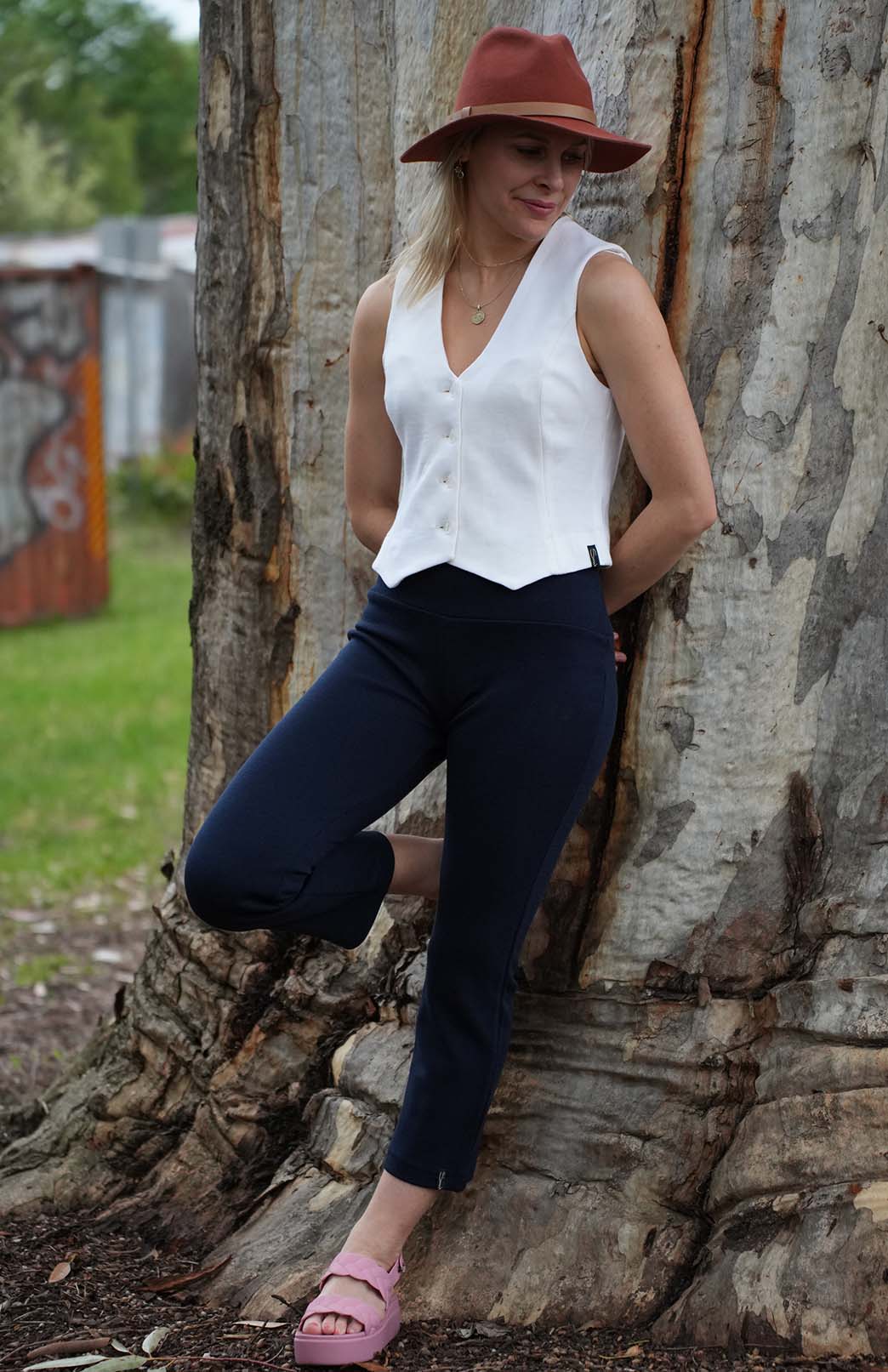 Vintage Ivory Women's Merino Wool Sleeveless Waistcoat Vest
