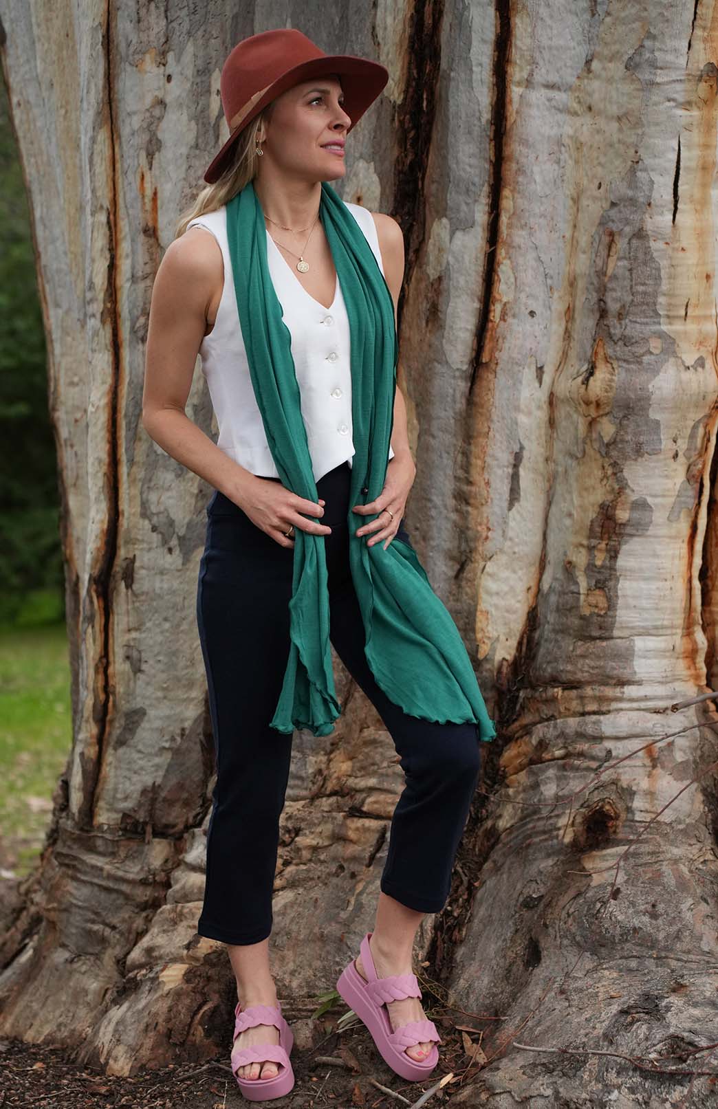 Soft Emerald Green Women's Merino Wool Luxury Scarf